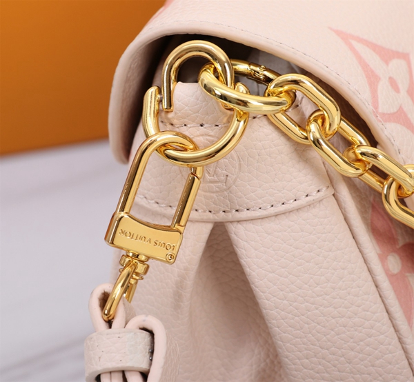 ルイヴィトンバッグ素材ディテール